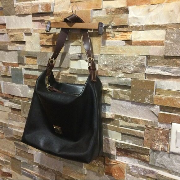 DOONEY & BOURKE Shoulder Bag - Picture 2 of 13